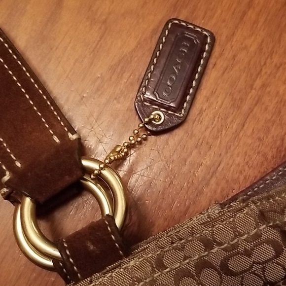 Coach signature fabric/leather/suede purse!!! - Picture 2 of 12